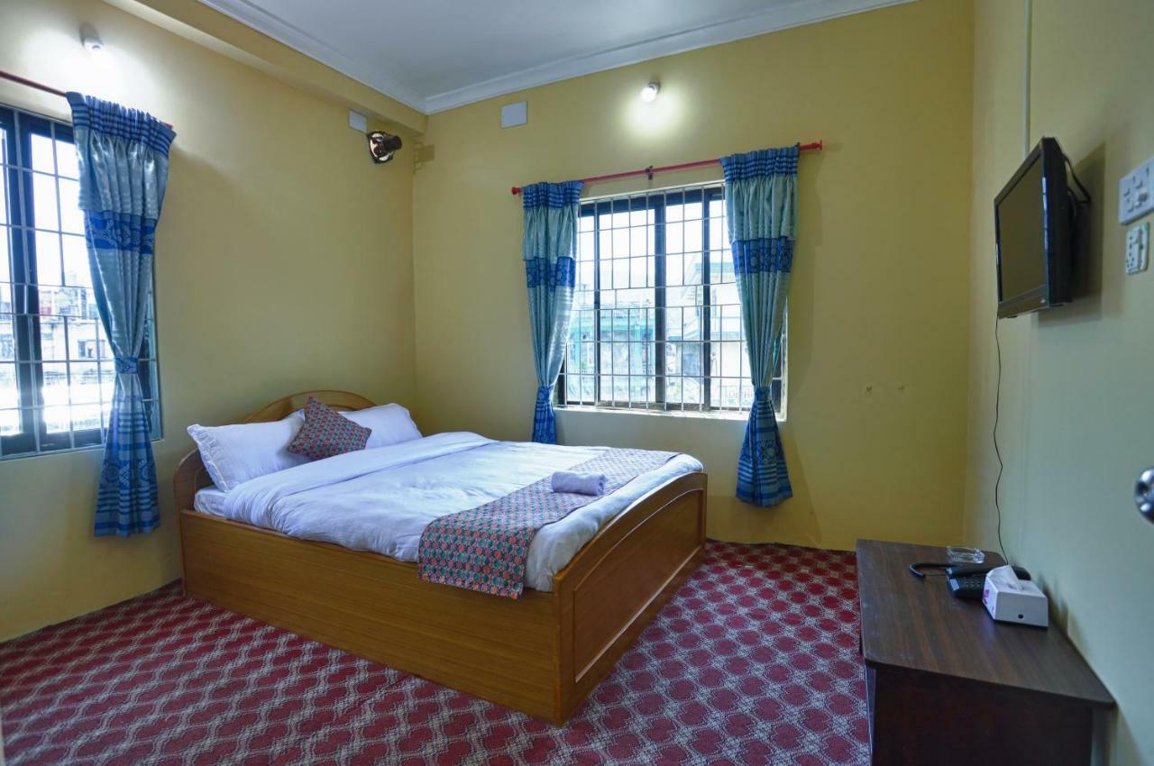 Hotel Blue Magnet Pokhara Eksteriør billede