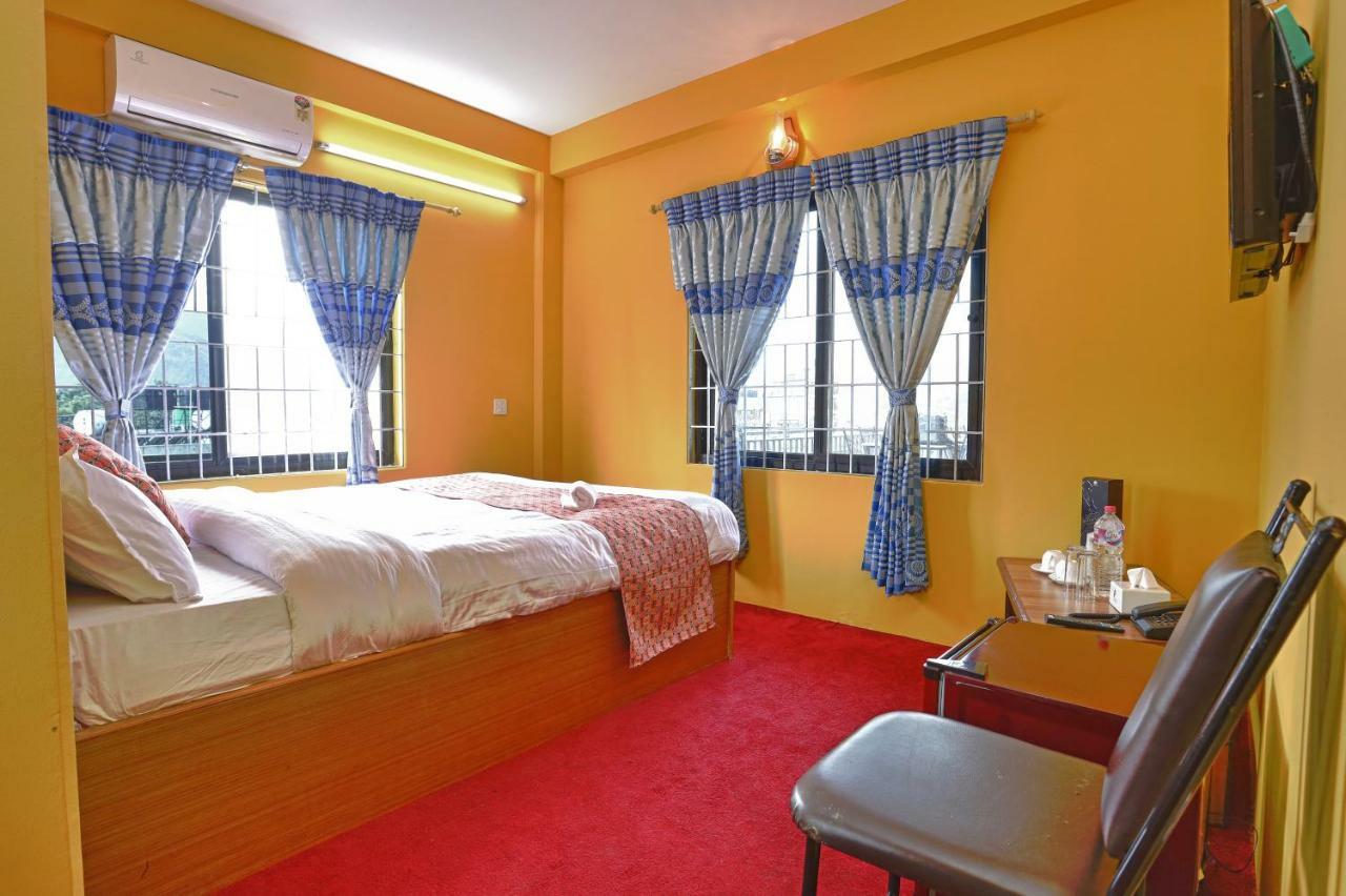 Hotel Blue Magnet Pokhara Eksteriør billede